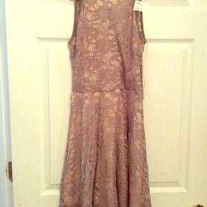 NWT Antique Gold Lace Skater’s Dress. Sz L.